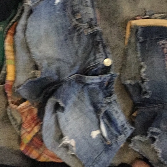 American Eagle short size 4 and 2 - Picture 5 of 8
